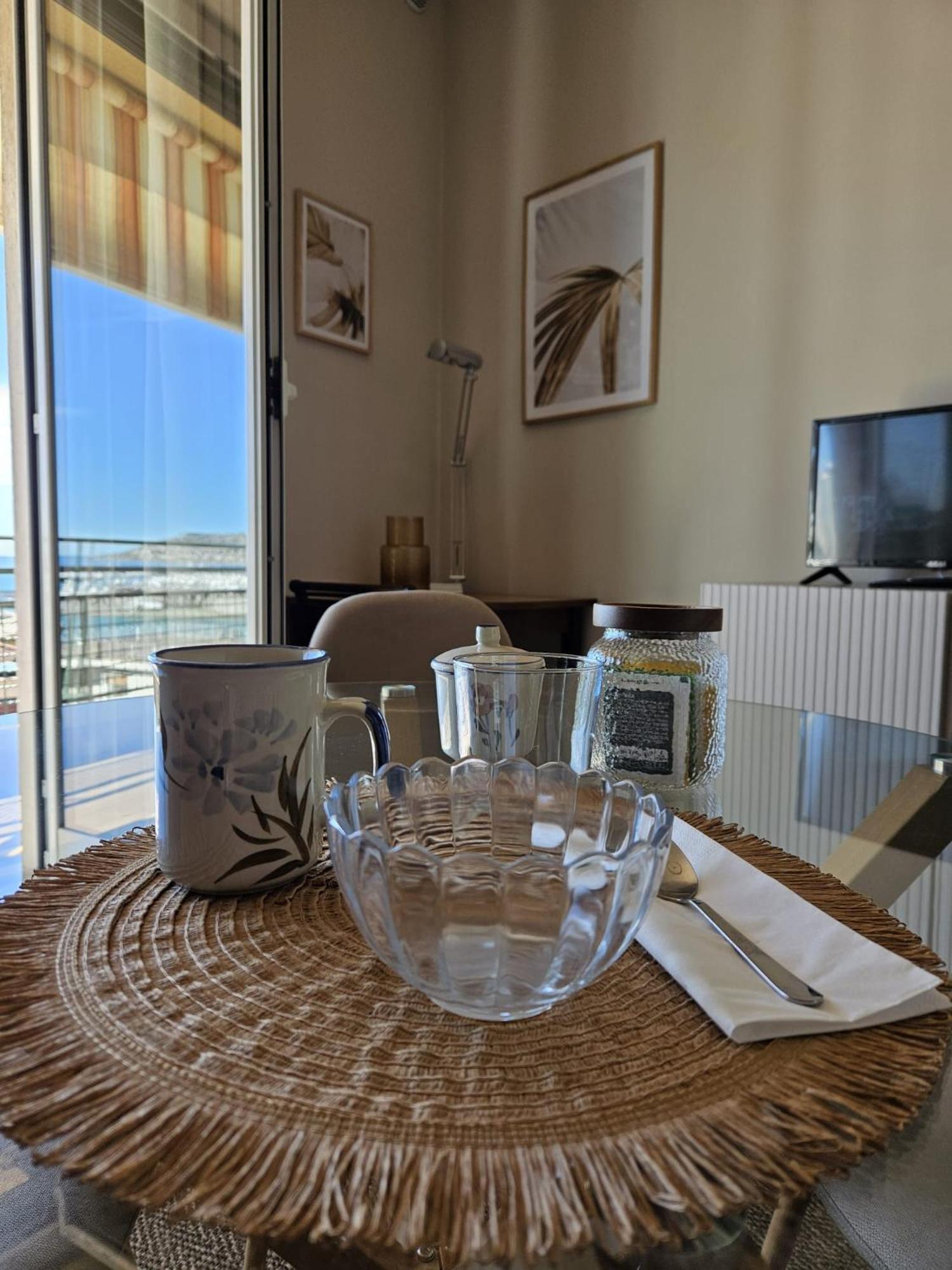 Apartamento La Baia Nel Porto San Remo Exterior foto